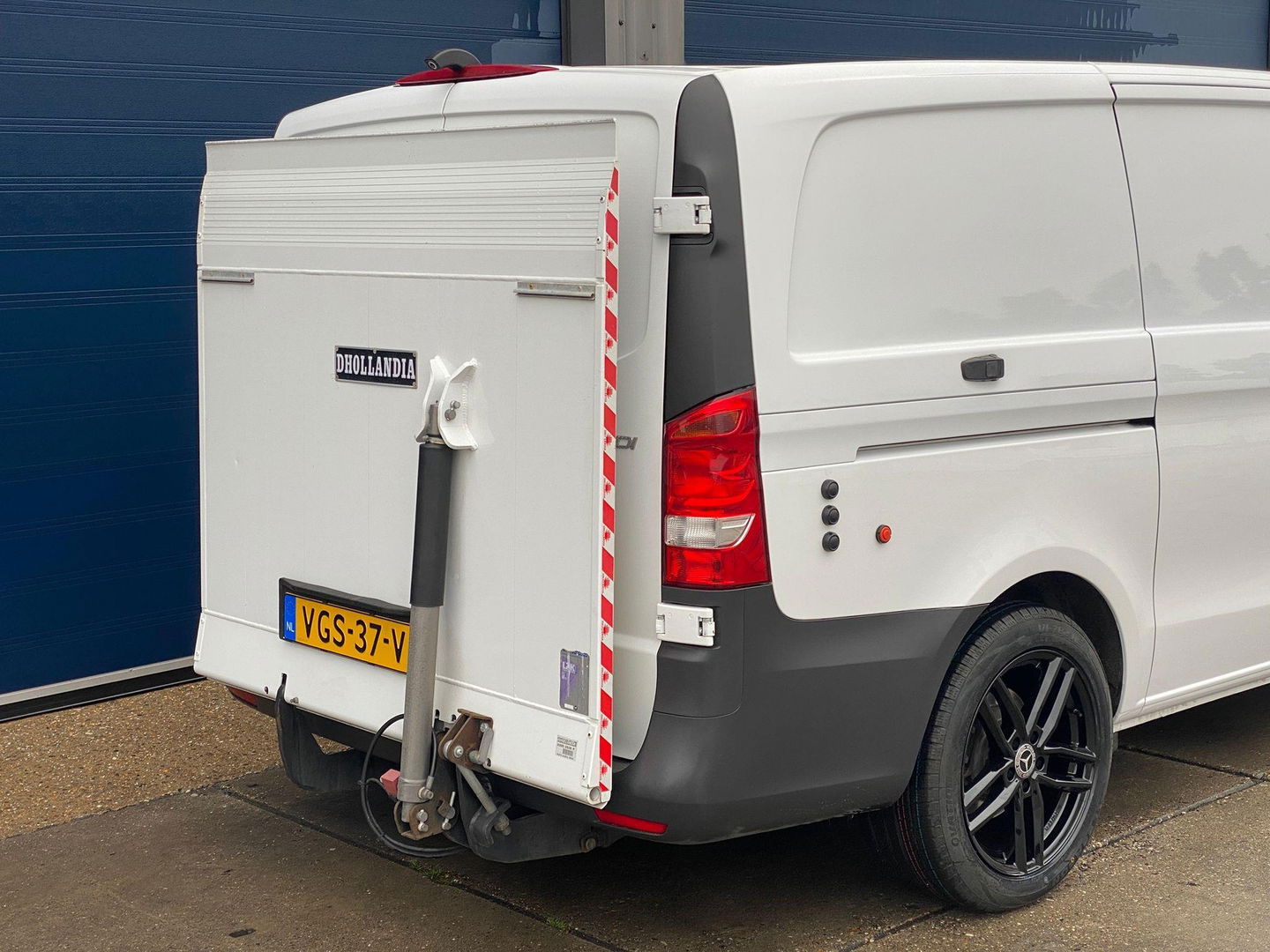 Mercedes-Benz Vito 114 CDI Lang LAADKLEP / AIRCO / CRUISE CONTROLE / NAVI / AUTOMAAT
