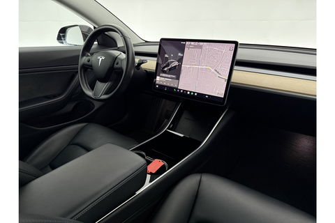 Tesla Model 3 Long Range AWD 75 kWh 351PK 360Camera Autopilot LED Memory Pano View Leder 19"LMV Cruise Clima Navi PDC