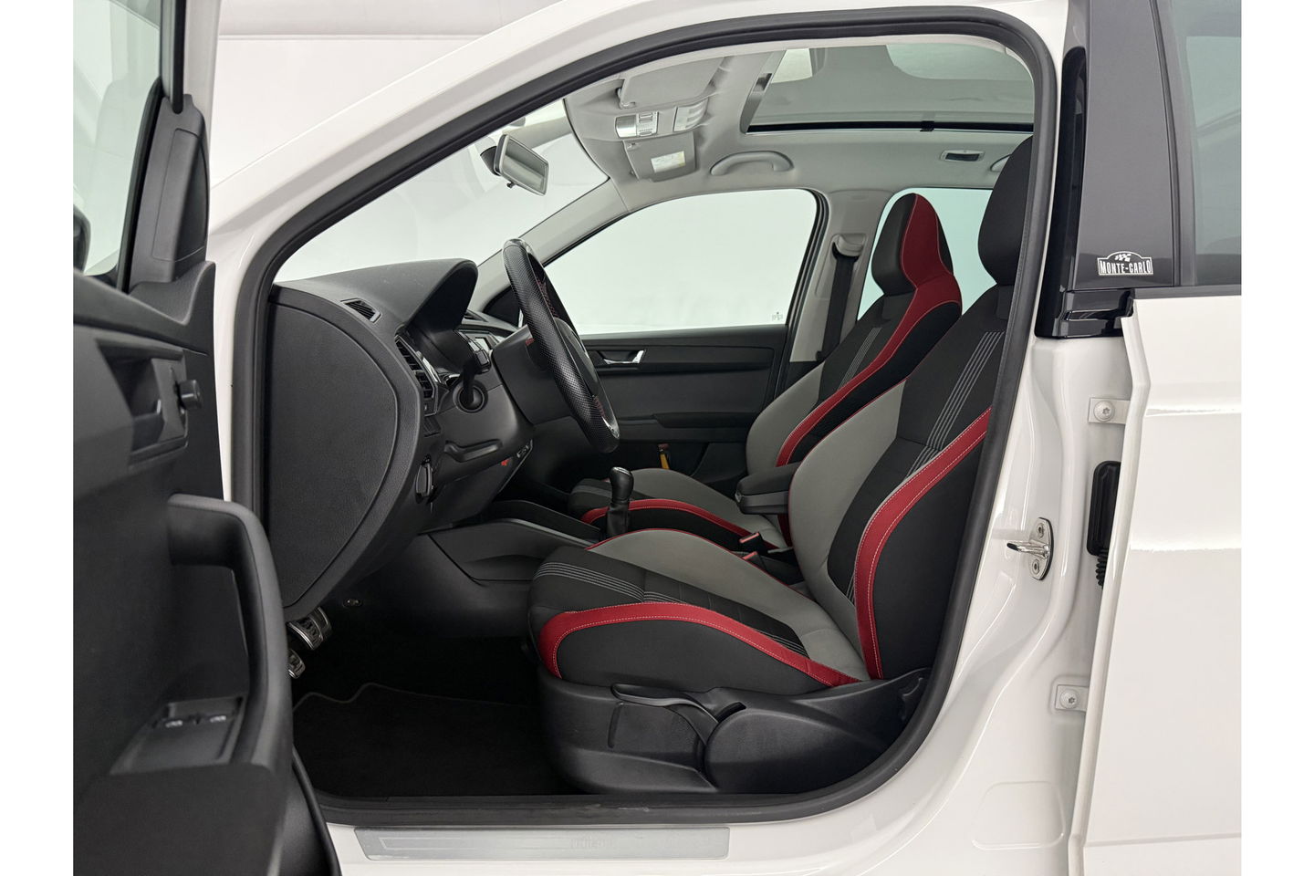 Škoda Fabia 1.2 TSI Monte Carlo Pano LED Clima Cruise 16''LMV