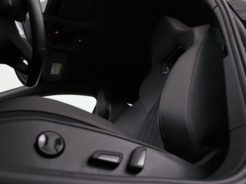 CUPRA Formentor 1.4 e-Hybrid | Leder | Stoel & stuurverwarming | Adaptive cruise | Memory | Full LED | Keyless | Sfeerverlichting | Bluetooth