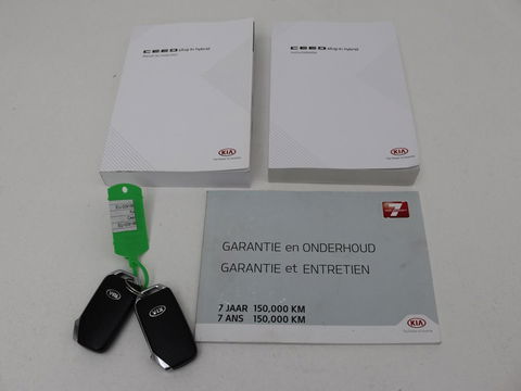 Kia Xceed 1.6 GDI PHEV | Carplay | Navigatie | Half leder | Climate control | Keyless | Full LED | Cruise control | Bluetooth