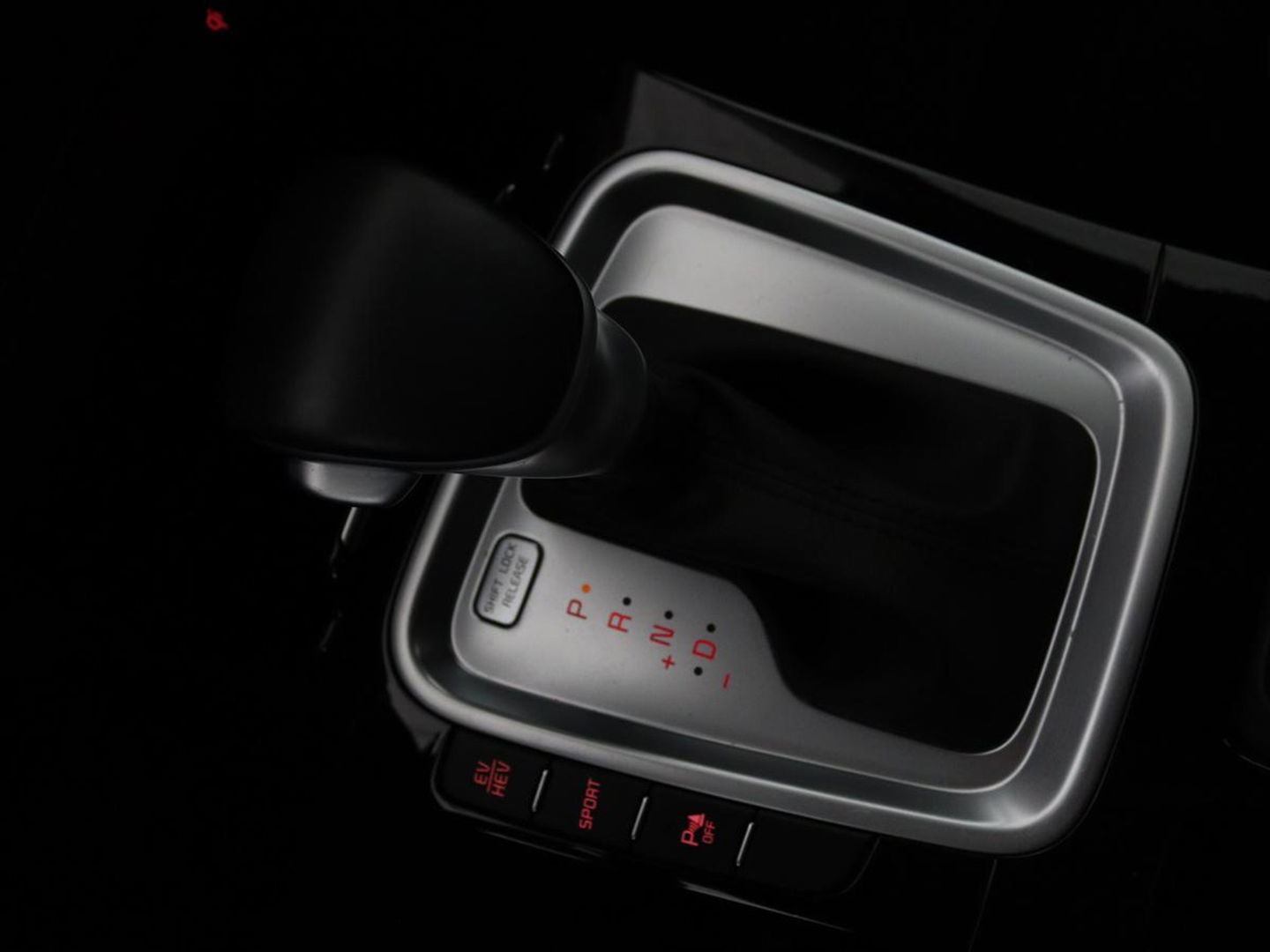 Kia Xceed 1.6 GDI PHEV | Carplay | Navigatie | Half leder | Climate control | Keyless | Full LED | Cruise control | Bluetooth