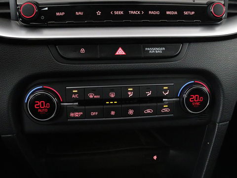 Kia Xceed 1.6 GDI PHEV | Carplay | Navigatie | Half leder | Climate control | Keyless | Full LED | Cruise control | Bluetooth