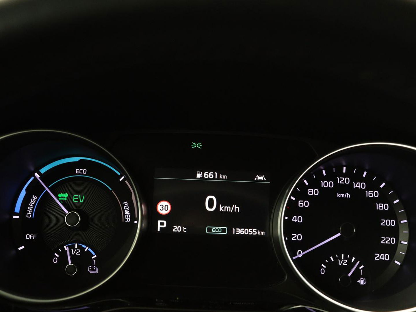 Kia Xceed 1.6 GDI PHEV | Carplay | Navigatie | Half leder | Climate control | Keyless | Full LED | Cruise control | Bluetooth