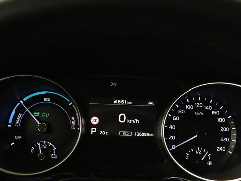 Kia Xceed 1.6 GDI PHEV | Carplay | Navigatie | Half leder | Climate control | Keyless | Full LED | Cruise control | Bluetooth