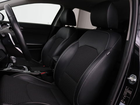 Kia Xceed 1.6 GDI PHEV | Carplay | Navigatie | Half leder | Climate control | Keyless | Full LED | Cruise control | Bluetooth