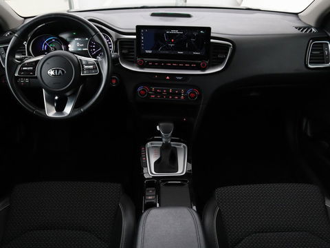 Kia Xceed 1.6 GDI PHEV | Carplay | Navigatie | Half leder | Climate control | Keyless | Full LED | Cruise control | Bluetooth