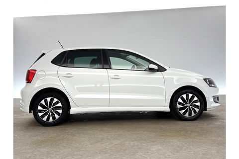 Volkswagen Polo 1.4 TDI Airco Cruise Navigatie Bluetooth Elektrpakket 15"LMV