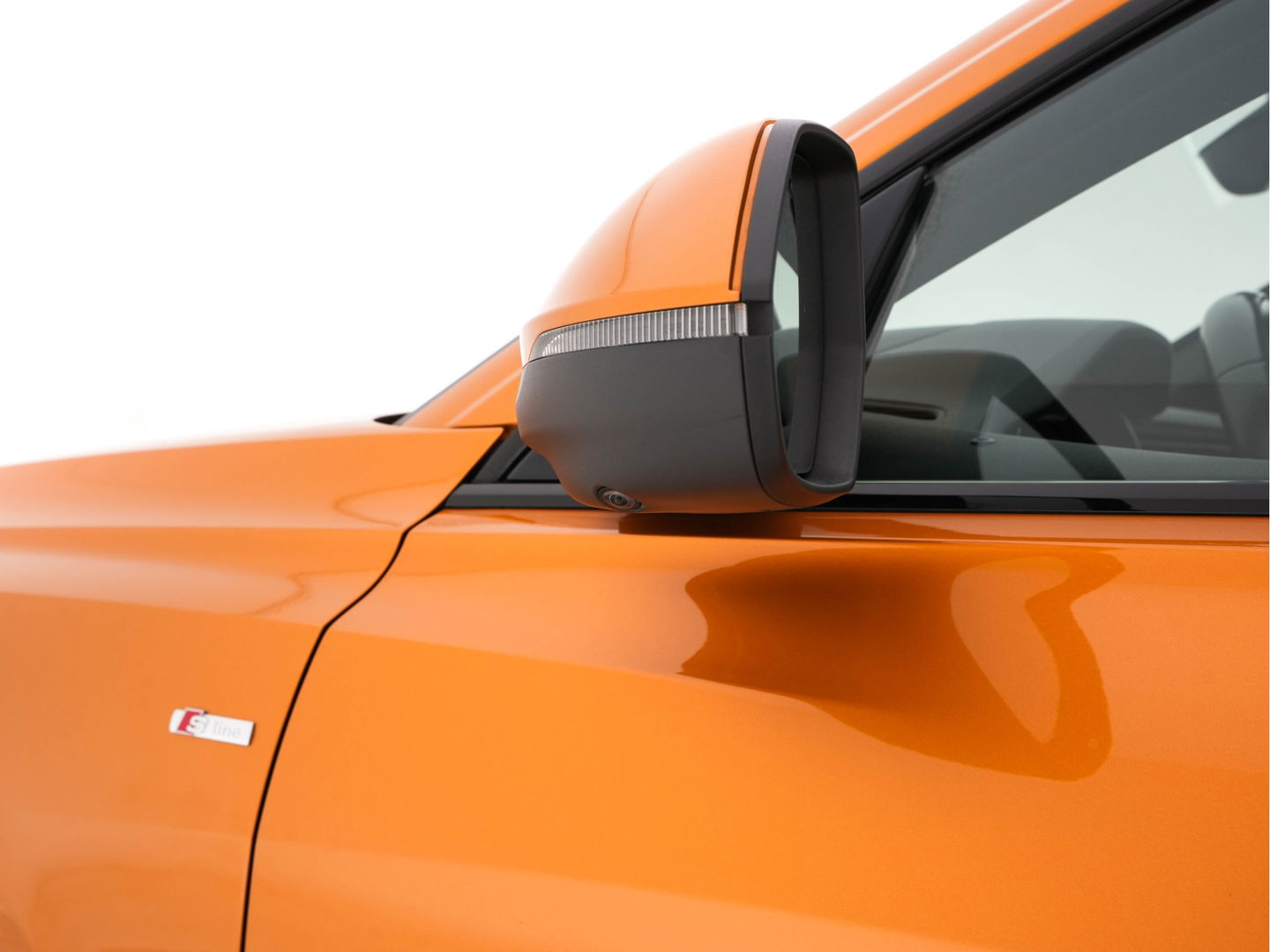 Audi Q8 50 TDI Quattro Pro Line S Aut. *PANO | LUXURY-LEATHER | HEAD-UP | HD-MATRIX | SOFT-CLOSE | TOPVIEW | DIGI-COCKPIT | MEMORY-PACK | SPORT-SEATS | KEYLESS | AIR-SUSPENSION | AMBIENT-LIGHT | DAB+ | NAVI-FULLMAP | TOWBAR |