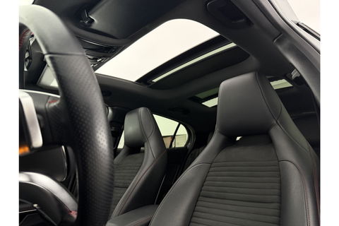 Mercedes-Benz GLA 180 AMG Night Upgrade Pano LED Camera Carplay Clima Cruise Navigatie PDC 19''LMV