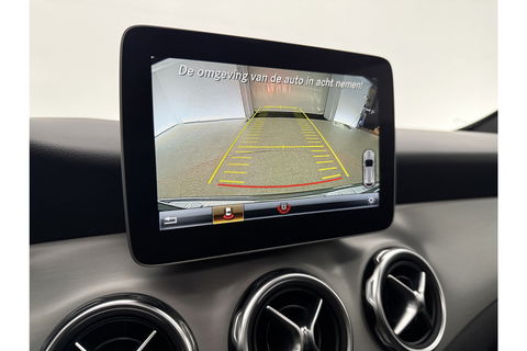 Mercedes-Benz GLA 180 AMG Night Upgrade Pano LED Camera Carplay Clima Cruise Navigatie PDC 19''LMV