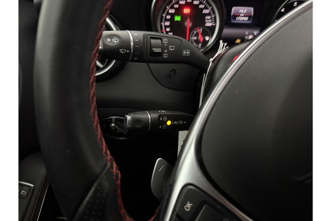 Mercedes-Benz GLA 180 AMG Night Upgrade Pano LED Camera Carplay Clima Cruise Navigatie PDC 19''LMV