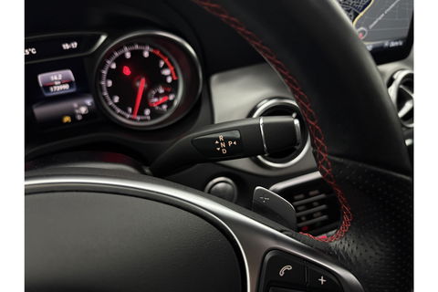 Mercedes-Benz GLA 180 AMG Night Upgrade Pano LED Camera Carplay Clima Cruise Navigatie PDC 19''LMV