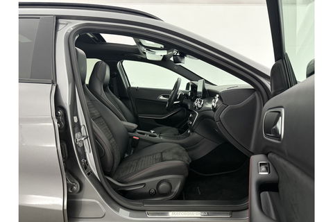 Mercedes-Benz GLA 180 AMG Night Upgrade Pano LED Camera Carplay Clima Cruise Navigatie PDC 19''LMV