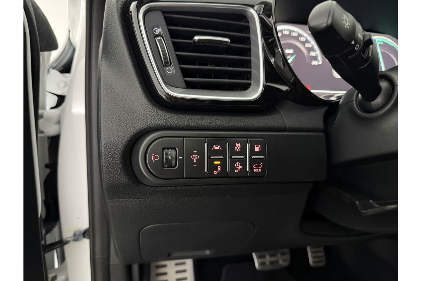 Kia Xceed 1.6 GDi PHEV ExecutiveLine 165PK Parelmoer Pano Carplay Camera LED Virtual Memory-Seats Leder 18"LMV Clima Navi PDC Stoel/Stuurverwarming