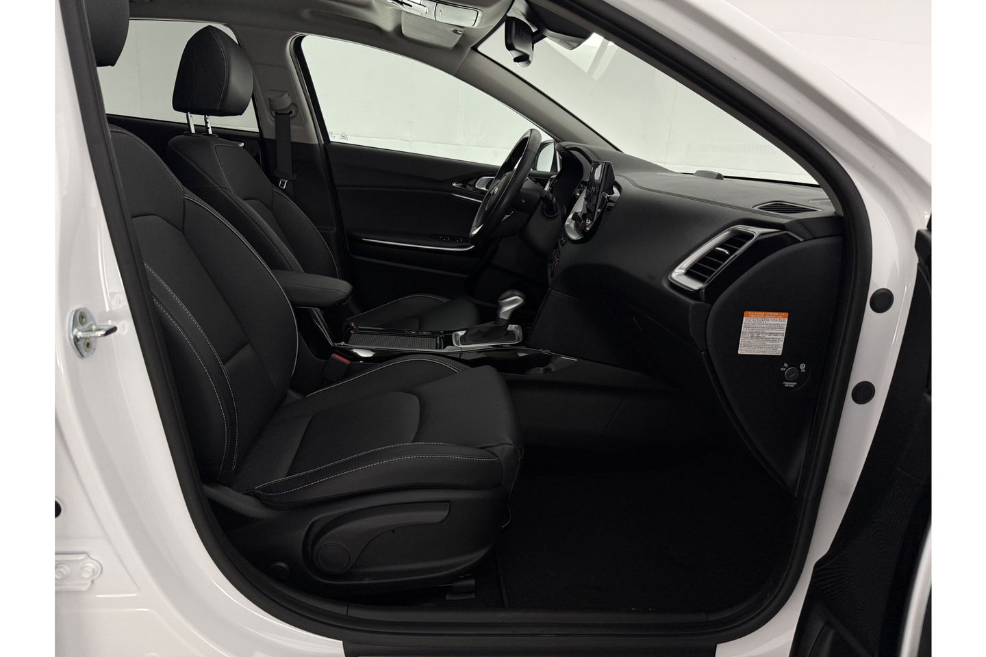 Kia Xceed 1.6 GDi PHEV ExecutiveLine 165PK Parelmoer Pano Carplay Camera LED Virtual Memory-Seats Leder 18"LMV Clima Navi PDC Stoel/Stuurverwarming