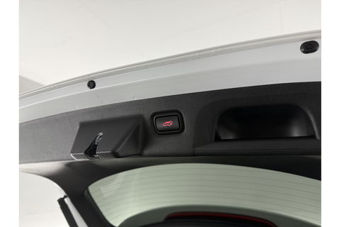 Kia Xceed 1.6 GDi PHEV ExecutiveLine 165PK Parelmoer Pano Carplay Camera LED Virtual Memory-Seats Leder 18"LMV Clima Navi PDC Stoel/Stuurverwarming