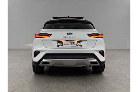 Kia Xceed 1.6 GDi PHEV ExecutiveLine 165PK Parelmoer Pano Carplay Camera LED Virtual Memory-Seats Leder 18"LMV Clima Navi PDC Stoel/Stuurverwarming