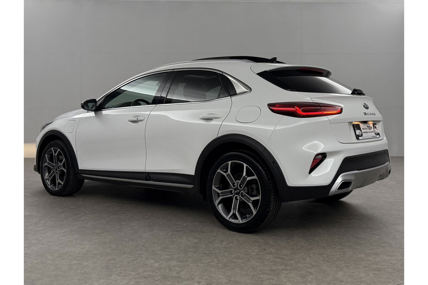 Kia Xceed 1.6 GDi PHEV ExecutiveLine 165PK Parelmoer Pano Carplay Camera LED Virtual Memory-Seats Leder 18"LMV Clima Navi PDC Stoel/Stuurverwarming