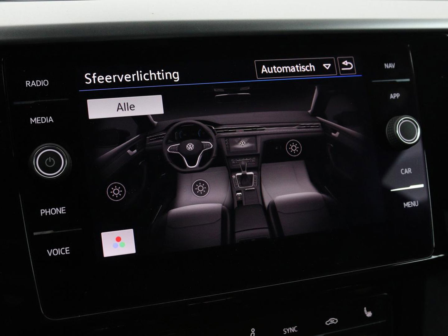 Volkswagen Arteon 1.4 TSI eHybrid R-Line Business+ | Panoramadak | Trekhaak | Stoelverwarming | Matrix LED | Adaptive cruise | Leder/Alcantara | Carplay | Camera | Keyless