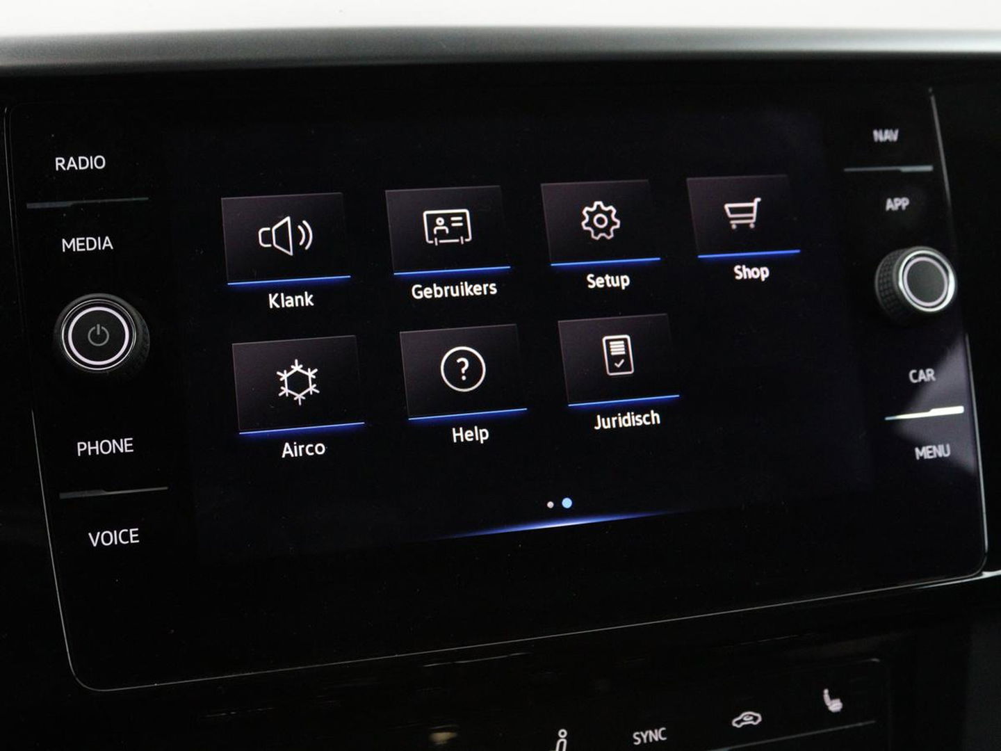 Volkswagen Arteon 1.4 TSI eHybrid R-Line Business+ | Panoramadak | Trekhaak | Stoelverwarming | Matrix LED | Adaptive cruise | Leder/Alcantara | Carplay | Camera | Keyless