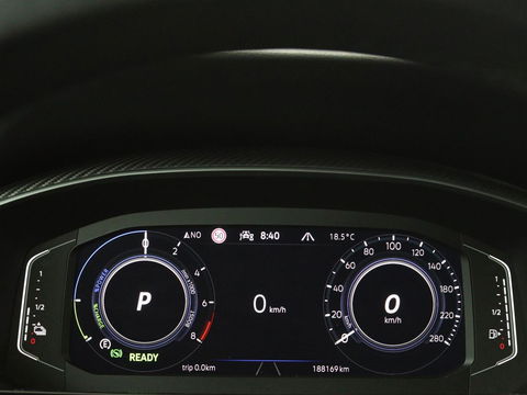 Volkswagen Arteon 1.4 TSI eHybrid R-Line Business+ | Panoramadak | Trekhaak | Stoelverwarming | Matrix LED | Adaptive cruise | Leder/Alcantara | Carplay | Camera | Keyless
