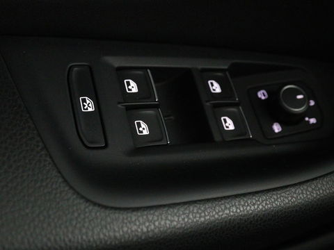 Volkswagen Arteon 1.4 TSI eHybrid R-Line Business+ | Panoramadak | Trekhaak | Stoelverwarming | Matrix LED | Adaptive cruise | Leder/Alcantara | Carplay | Camera | Keyless