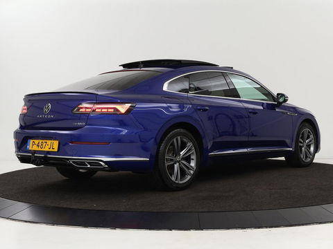 Volkswagen Arteon 1.4 TSI eHybrid R-Line Business+ | Panoramadak | Trekhaak | Stoelverwarming | Matrix LED | Adaptive cruise | Leder/Alcantara | Carplay | Camera | Keyless