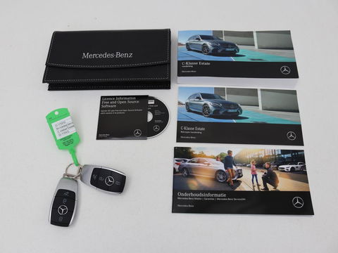 Mercedes-Benz C-Klasse 160 Business Solutions AMG | Stoelverwarming | Trekhaak | Leder/Alcantara | Camera | Navigatie | Park Assist | Full LED | Climate control