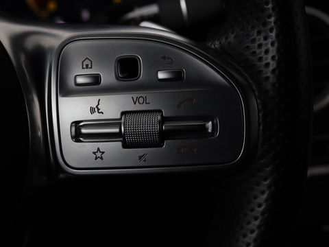 Mercedes-Benz C-Klasse 160 Business Solutions AMG | Stoelverwarming | Trekhaak | Leder/Alcantara | Camera | Navigatie | Park Assist | Full LED | Climate control
