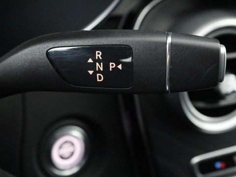 Mercedes-Benz C-Klasse 160 Business Solutions AMG | Stoelverwarming | Trekhaak | Leder/Alcantara | Camera | Navigatie | Park Assist | Full LED | Climate control