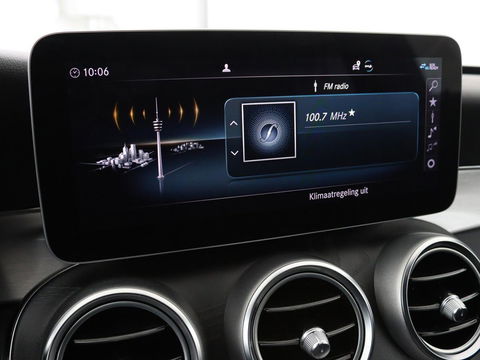 Mercedes-Benz C-Klasse 160 Business Solutions AMG | Stoelverwarming | Trekhaak | Leder/Alcantara | Camera | Navigatie | Park Assist | Full LED | Climate control