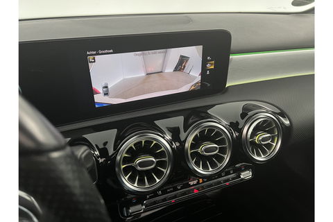Mercedes-Benz A-Klasse 250 e AMG 235PK Hybride Pano Memory Sfeerverl. LED Virtual Camera Cruise Clima Navi PDC 18"LMV