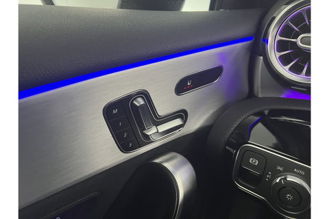 Mercedes-Benz A-Klasse 250 e AMG 235PK Hybride Pano Memory Sfeerverl. LED Virtual Camera Cruise Clima Navi PDC 18"LMV