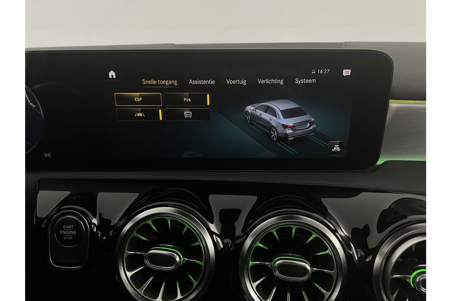 Mercedes-Benz A-Klasse 250 e AMG 235PK Hybride Pano Memory Sfeerverl. LED Virtual Camera Cruise Clima Navi PDC 18"LMV