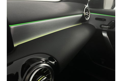 Mercedes-Benz A-Klasse 250 e AMG 235PK Hybride Pano Memory Sfeerverl. LED Virtual Camera Cruise Clima Navi PDC 18"LMV