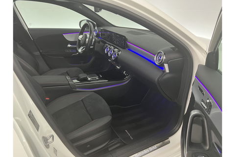 Mercedes-Benz A-Klasse 250 e AMG 235PK Hybride Pano Memory Sfeerverl. LED Virtual Camera Cruise Clima Navi PDC 18"LMV