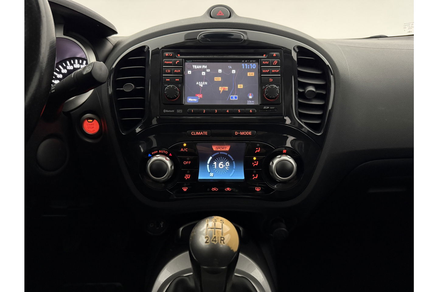 Nissan Juke 1.6 Tekna | APK tot 10-2025 | Camera Clima Trekhaak Navigatie Bluetooth