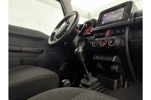 Suzuki Jimny 1.5 Allgrip 4x4 Airco Bullbar Lier Trekhaak Camera Cruise Navi LED Sidebars 4 Persoons 15"LMV