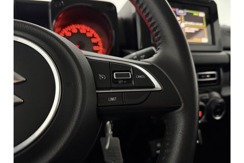 Suzuki Jimny 1.5 Allgrip 4x4 Airco Bullbar Lier Trekhaak Camera Cruise Navi LED Sidebars 4 Persoons 15"LMV