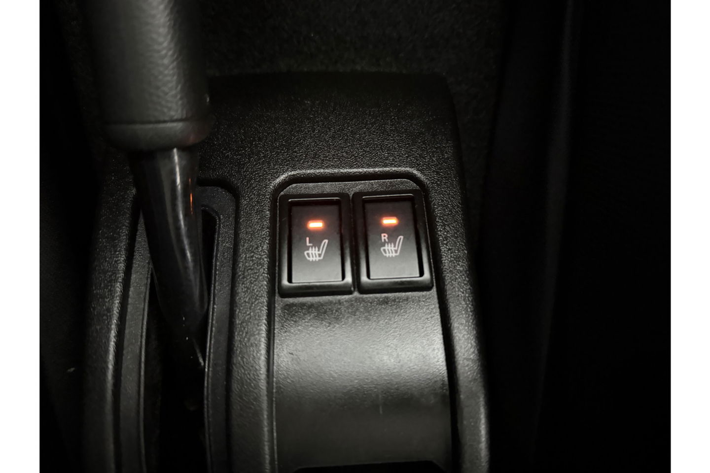 Suzuki Jimny 1.5 Allgrip 4x4 Airco Bullbar Lier Trekhaak Camera Cruise Navi LED Sidebars 4 Persoons 15"LMV