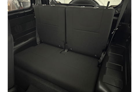 Suzuki Jimny 1.5 Allgrip 4x4 Airco Bullbar Lier Trekhaak Camera Cruise Navi LED Sidebars 4 Persoons 15"LMV