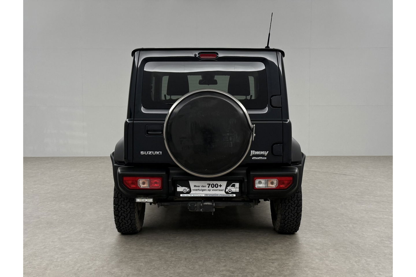 Suzuki Jimny 1.5 Allgrip 4x4 Airco Bullbar Lier Trekhaak Camera Cruise Navi LED Sidebars 4 Persoons 15"LMV