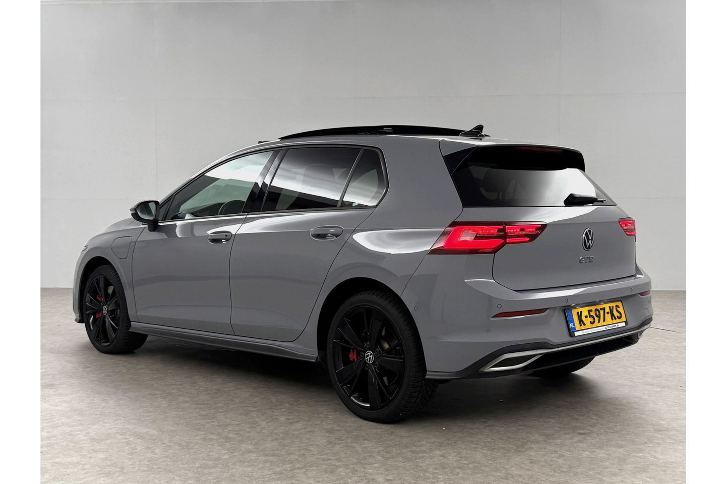 Volkswagen Golf 1.4 eHybrid GTE 259PK Pano Sfeerverl. IQ-Lights Virtual Head-up Display LED Clima Cruise Carplay Camera Navi PDC 18"LMV