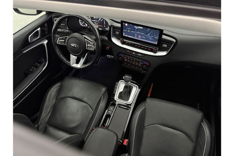 Kia Xceed 1.6 GDi PHEV ExecutiveLine 165PK Pano Camera Carplay LED Virtual Trekhaak Memory-seat Clima Cruise Navi PDC 18''LMV
