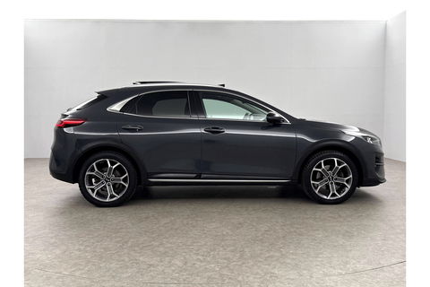 Kia Xceed 1.6 GDi PHEV ExecutiveLine 165PK Pano Camera Carplay LED Virtual Trekhaak Memory-seat Clima Cruise Navi PDC 18''LMV