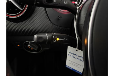 Mercedes-Benz A-Klasse 180 AMG | harman/kardon | Pano Camera LED Clima Cruise Parkeersensoren 18"LMV