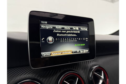 Mercedes-Benz A-Klasse 180 AMG | harman/kardon | Pano Camera LED Clima Cruise Parkeersensoren 18"LMV
