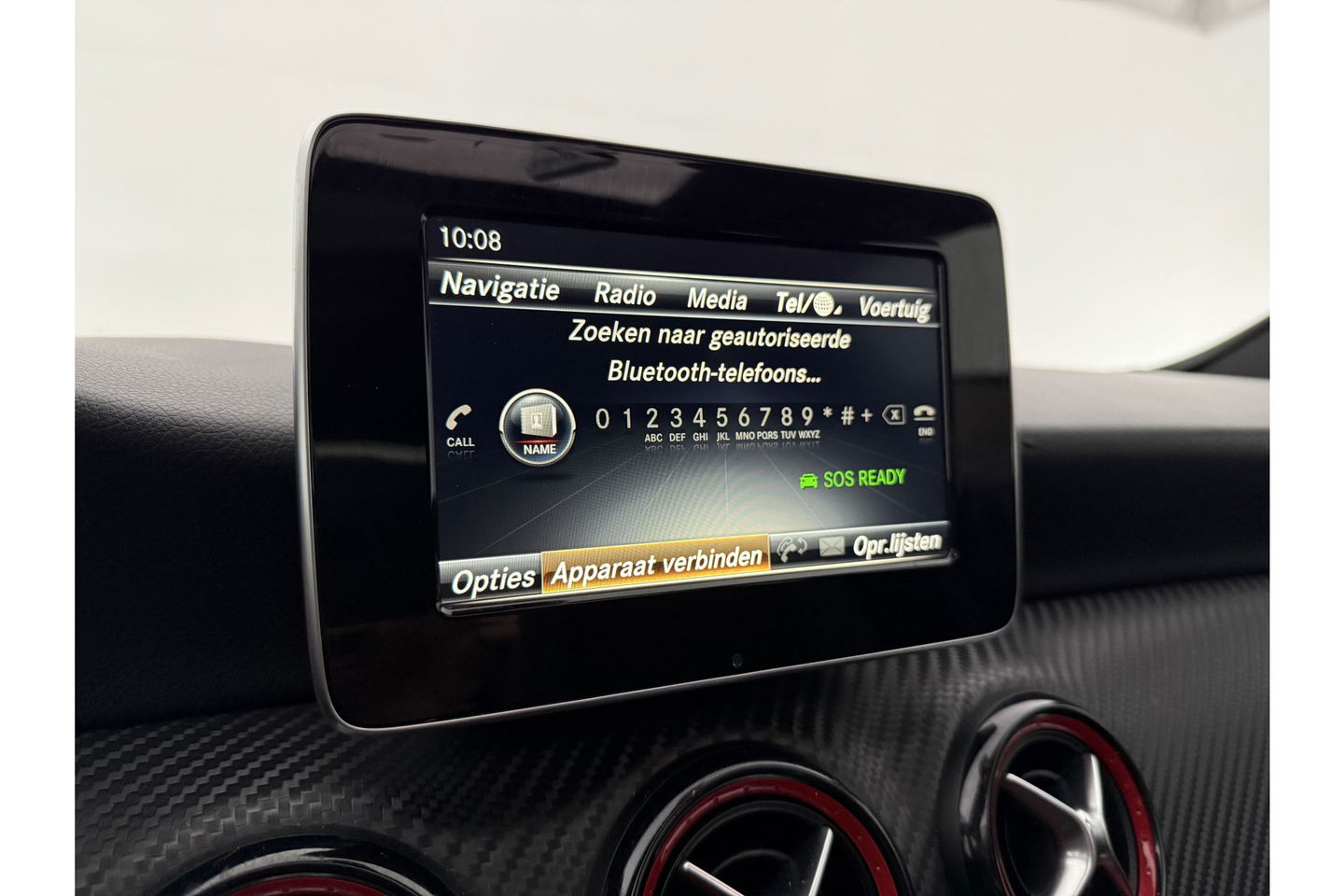Mercedes-Benz A-Klasse 180 AMG | harman/kardon | Pano Camera LED Clima Cruise Parkeersensoren 18"LMV