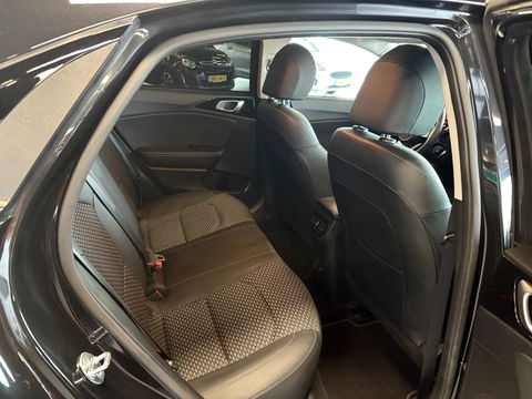 Kia Xceed 1.5 T-GDi GT-Line , Black pakket !!